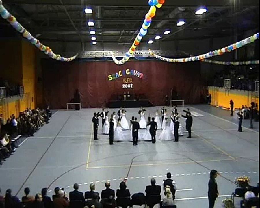 Angol keringő (Karinthy Frigyes Gimnázium, szalagavató 2007)