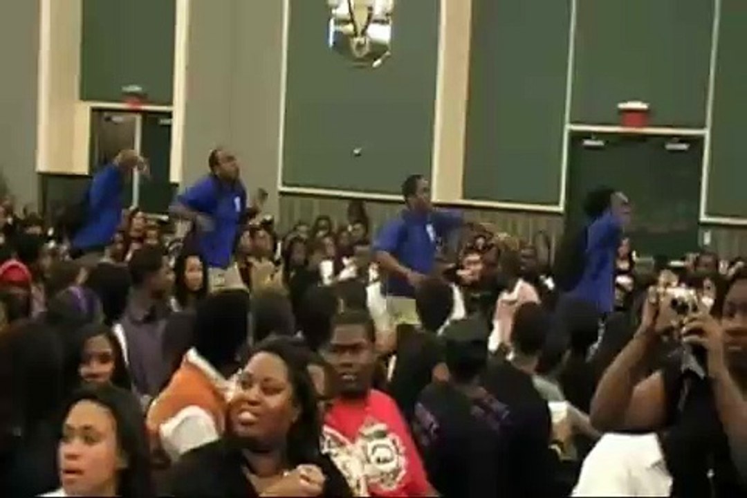 Phi Beta Sigma @ Stroll Show