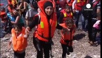 روزانه ۲ هزار مهاجر از آبهای ترکیه وارد جزایر یونان می شوند