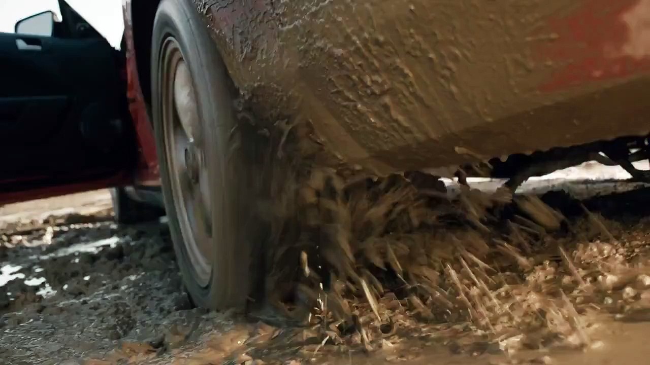 Autotrader Mustang Stuck Scene