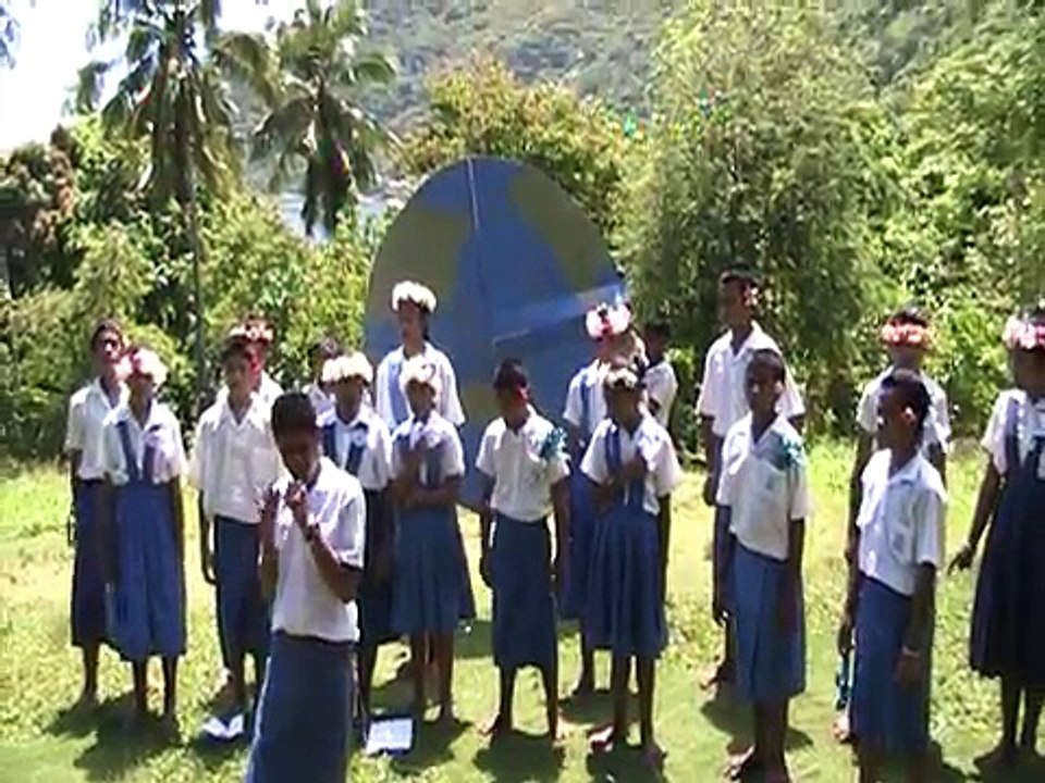 Samoan kids singing "We are the World"