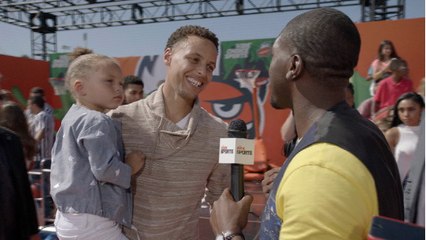 'NFL Rush': Greg Jennings takes on the Kid's Choice Sports Awards