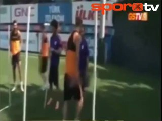 Eboe yine kırdı geçirdi!