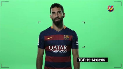 Arda ve İniesta'nın reklam heyecanı!