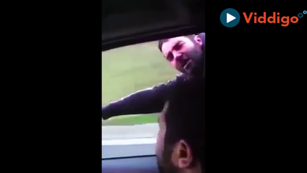 Haplanmış Elemana Süpermen Şakası (Küfür İçerir)