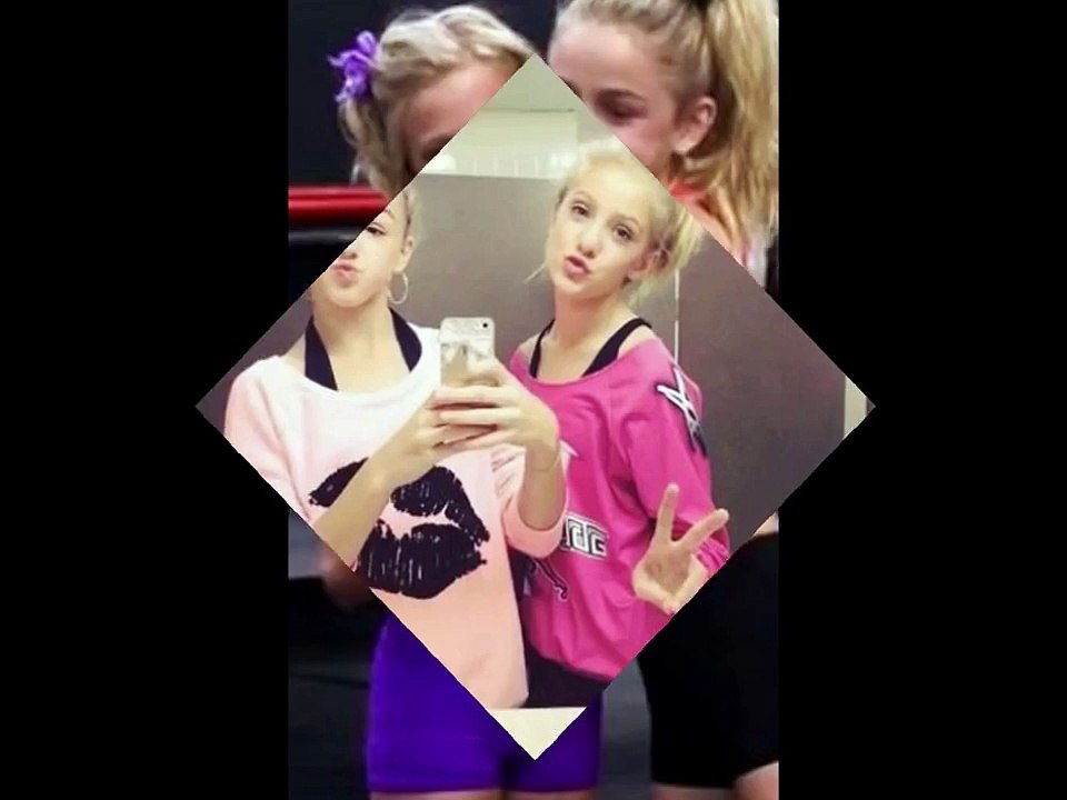 chloe lukasiak and paige hyland