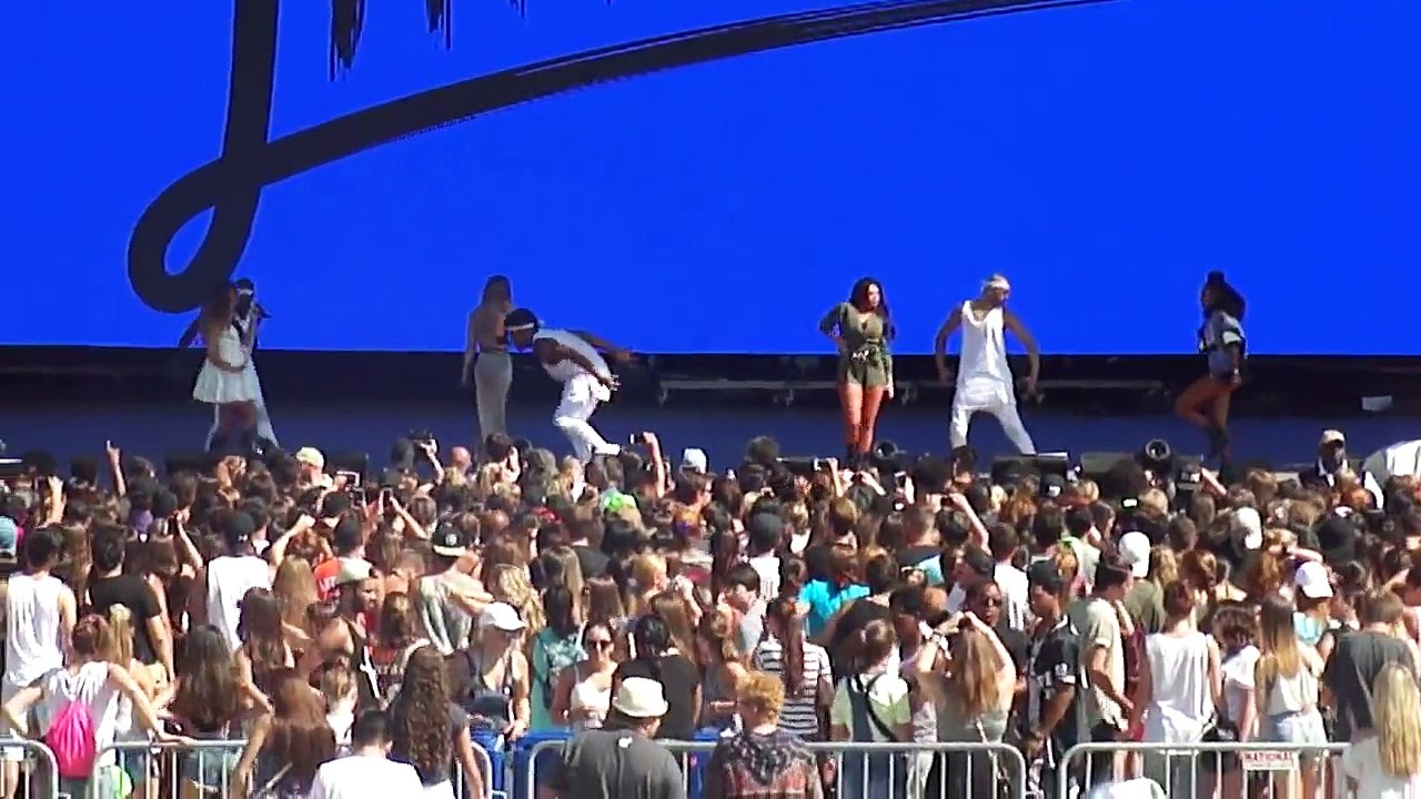 DNA - Little Mix @ Billboard Hot 100 Music Festival - August 22, 2015