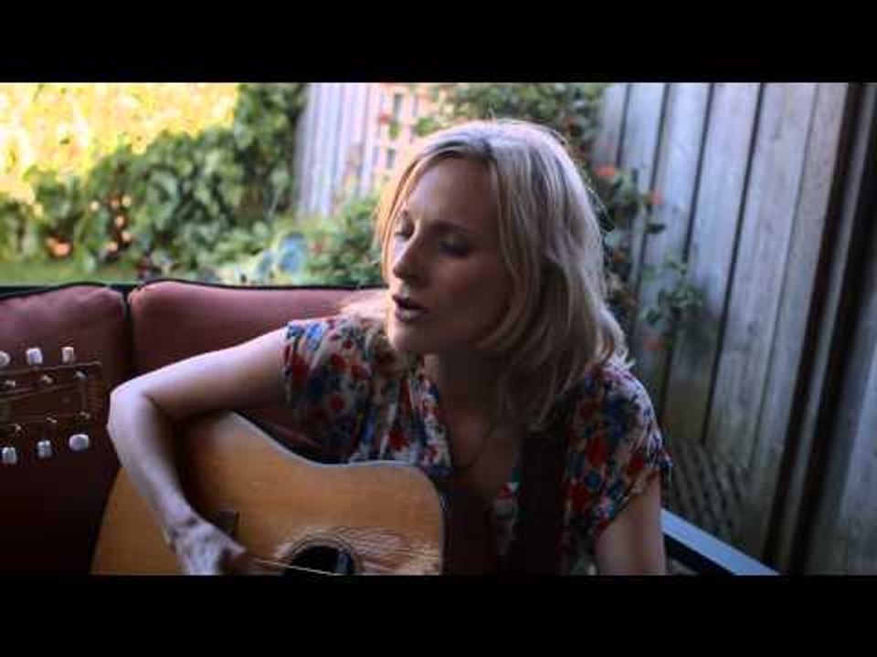 WHITEHORSE - Sweet Disaster (Acoustic)