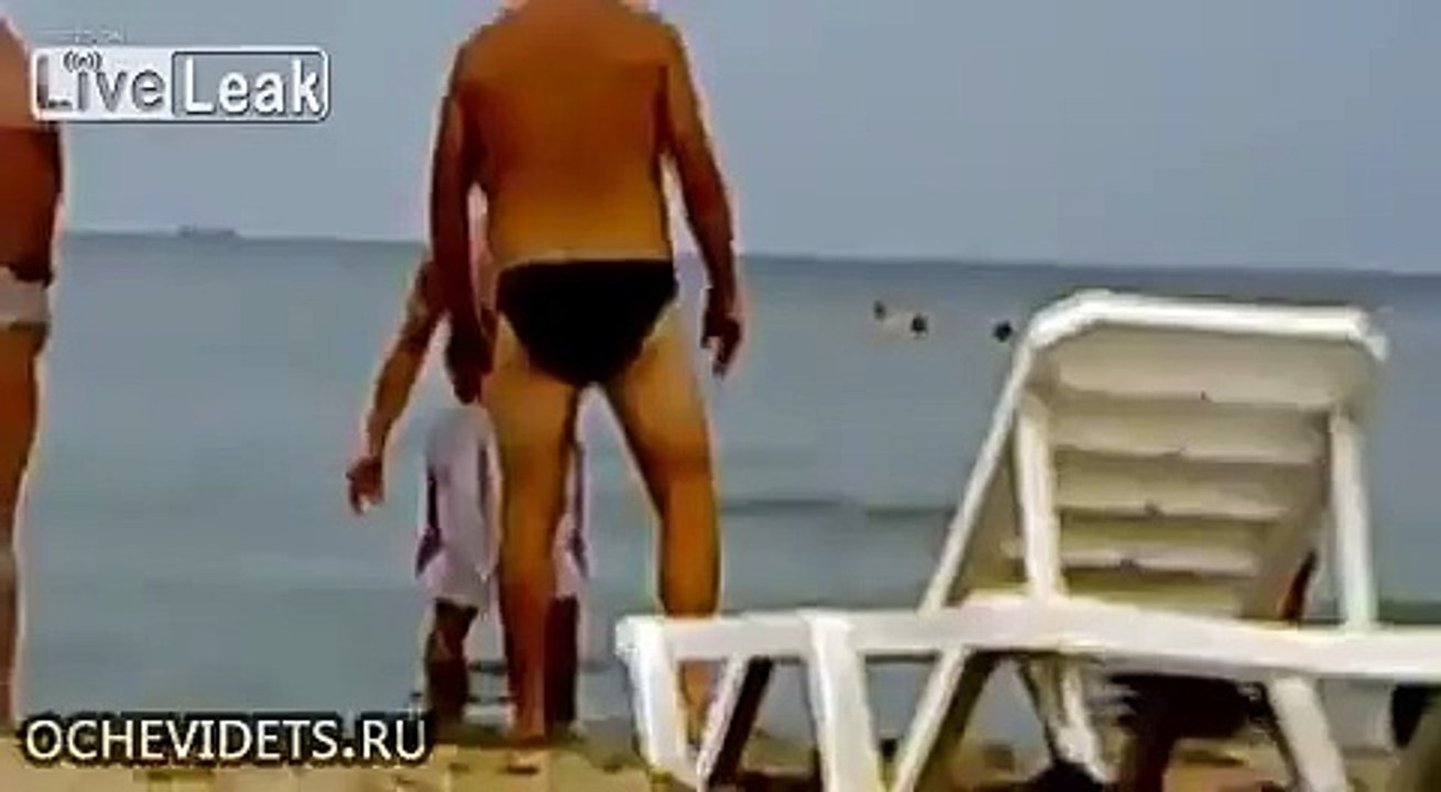 You holding up the head