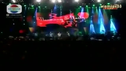 17 Siti Nurhaliza feat Rossa ~ Pudar ~ Mahakarya Telkom Indonesia di Malaysia