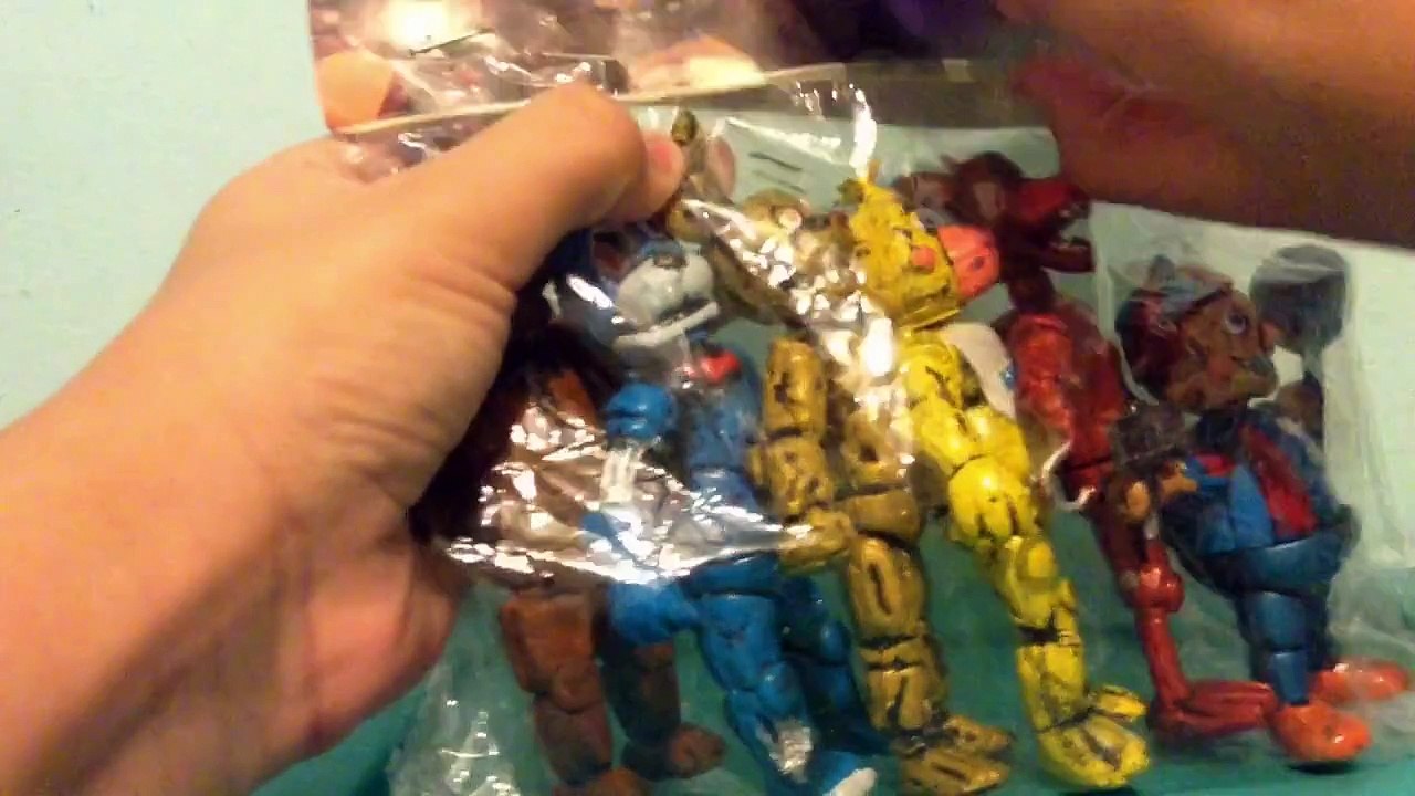 Five Nights At Freddy's - Figuras Bootleg (Muñecos) [Unboxing en Español] HD