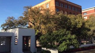 Dealey Plaza - Zapruder's position