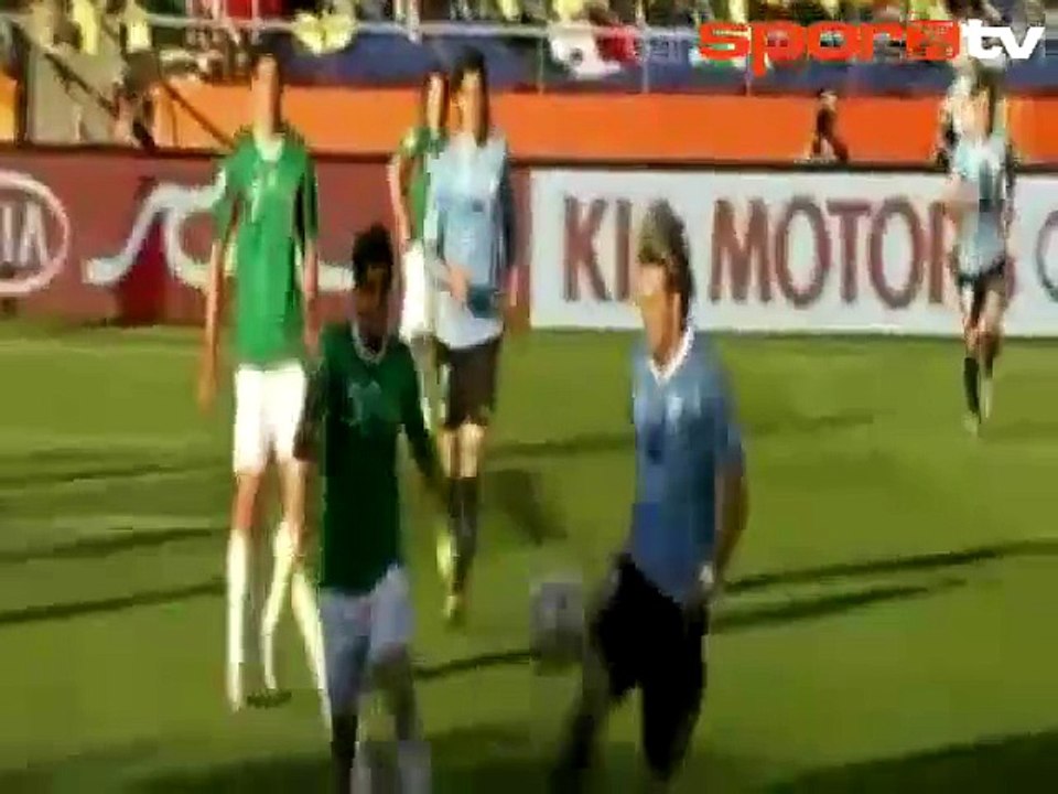 Gol onun işi! | Diego Forlan