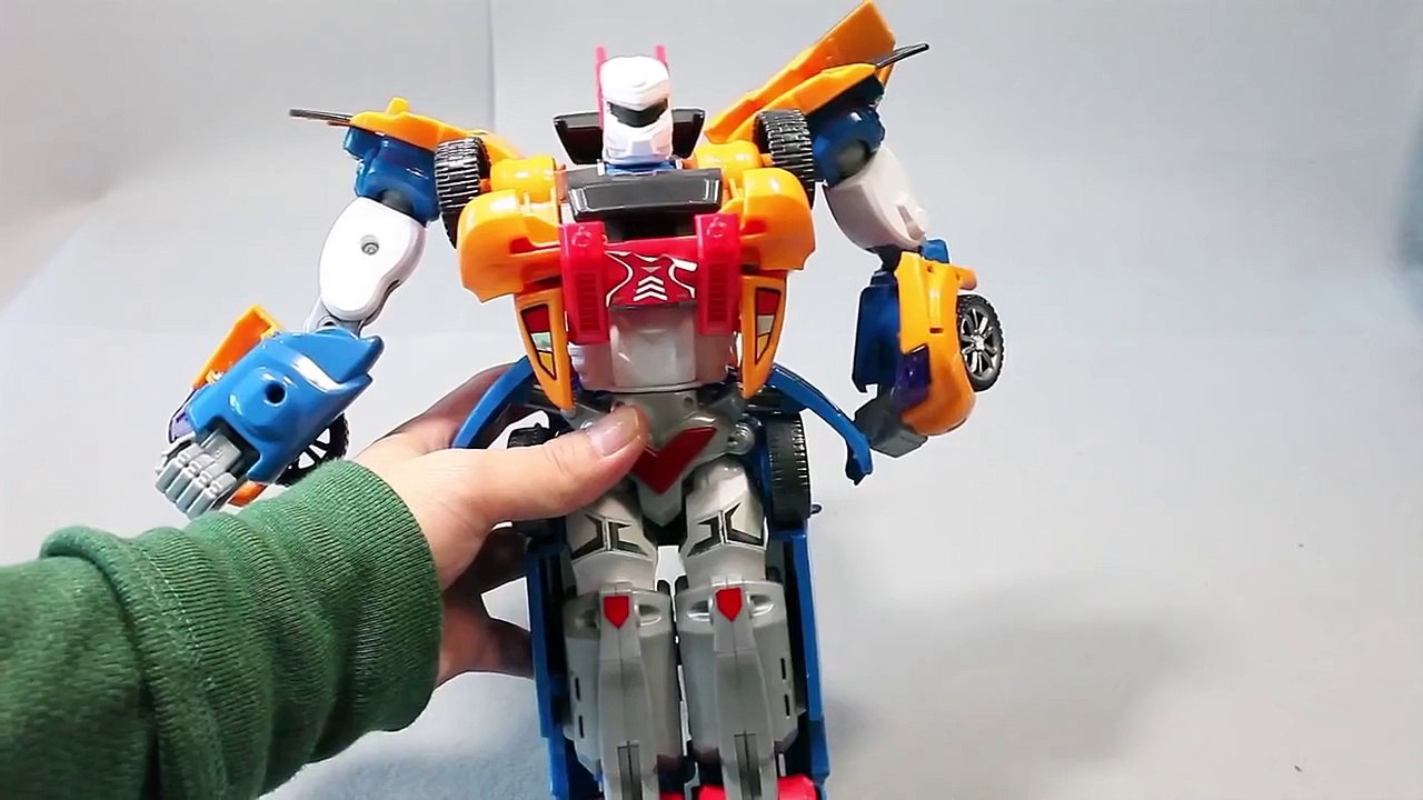 또봇 타이탄 분리 변신 자동차 로봇 장난감 동영상 Tobot Robot Car Toys робот Игрушки のロボット おもちゃ 또봇 11기 12기 13기 14기 전체 차