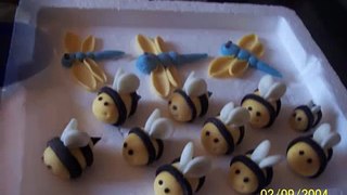 Fondant Bumble Bees, Dragon Flies, Rose