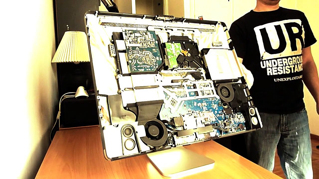  iMac LCD Panel Cleaning Shadows/dust 