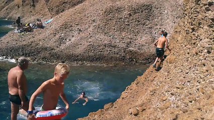 20150822 Baptiste Virgile Cliff jumping MUGEL 2