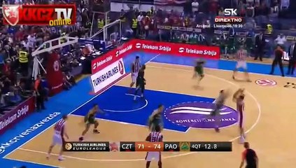 Galatasaray, yıldız forveti bitirdi!