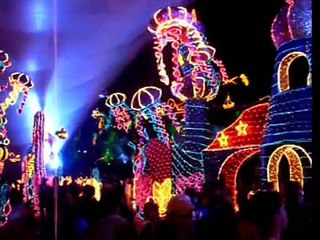 Navidad paseo del rio Alumbrados 2008 - Medellin.wmv