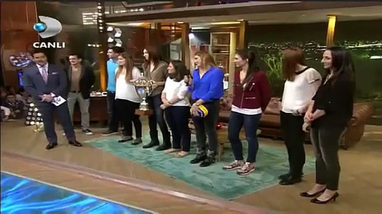 Beyaz Show - VakıfBank Voleybol - voleybolextra.com