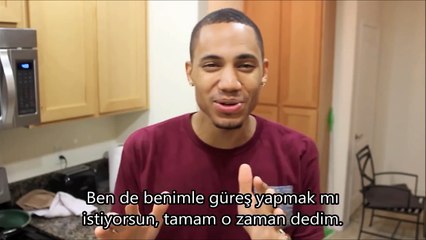 Güreşirken Kız Arkadan Ölmesi Şakası - Türkçe Altyazılı