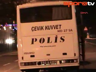 Yanlış otobüsü taşladılar!