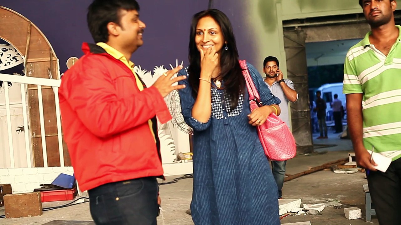 Nitin Courier Boy Kalyan Movie Bangarama Song M...