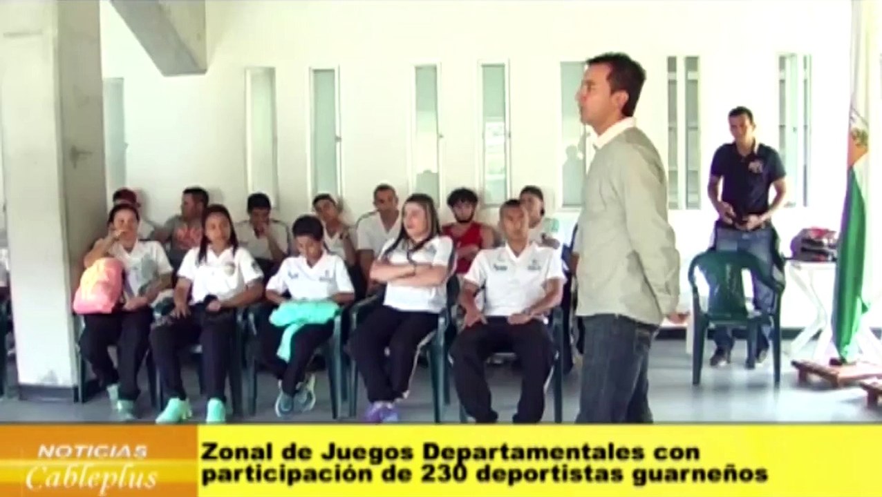 Entrega de símbolos a los guarneños que participan en el Zonal de los Juegos Departamentales