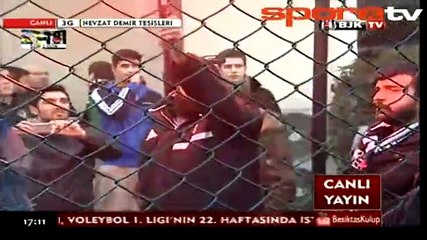 Beşiktaş taraftarı derbi öncesinde moral verdi!