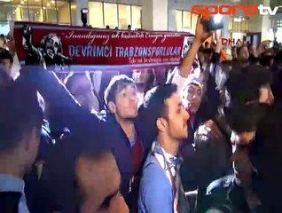 İstanbul'da Ersun Yanal'a coşkulu karşılama