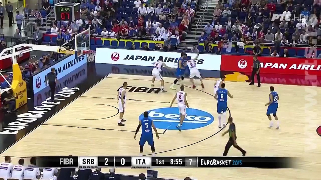 Blokada Kalinica i zakucavanje Kuzmica   Srbija - Italija 101 82   Euro Basket 2015 HD