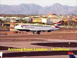 Скачать видео: American Airlines Boeing 787 Dreamliner visits Phoenix Sky Harbor