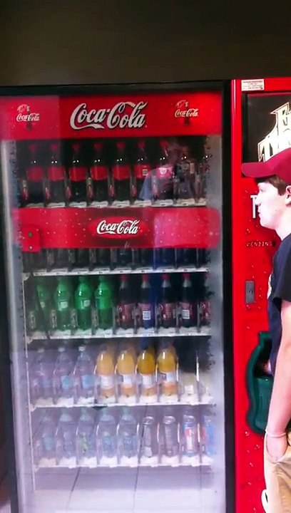Hacking A Coke Machine!