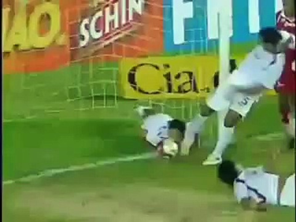 Soccer Goalie Killed on the Field with Snapped Neck as hes Kicked in the Head