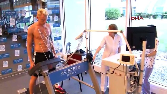 Andreas Beck ve Jose Sosa sağlık kontrollünden geçti