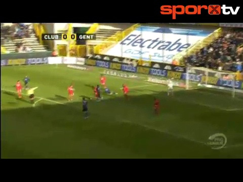 Devler onun peşinde! | Carlos Bacca!
