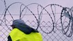En Hongrie, des prisonniers pour achever une clôture anti-migrants