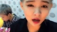 Cô gái xinh đẹp nhưng rất căng