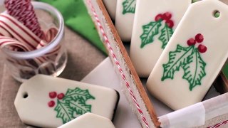 How to Make Christmas Candy Bark Gift Tags