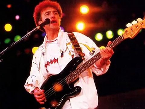 Anita Dobson (with Brian May & John Deacon) - I Dream Of Christmas (Album Version)