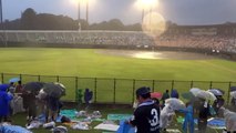 [20130823 ライオンズ vs ホークス] 永江選手 雨天中止パフォーマンス