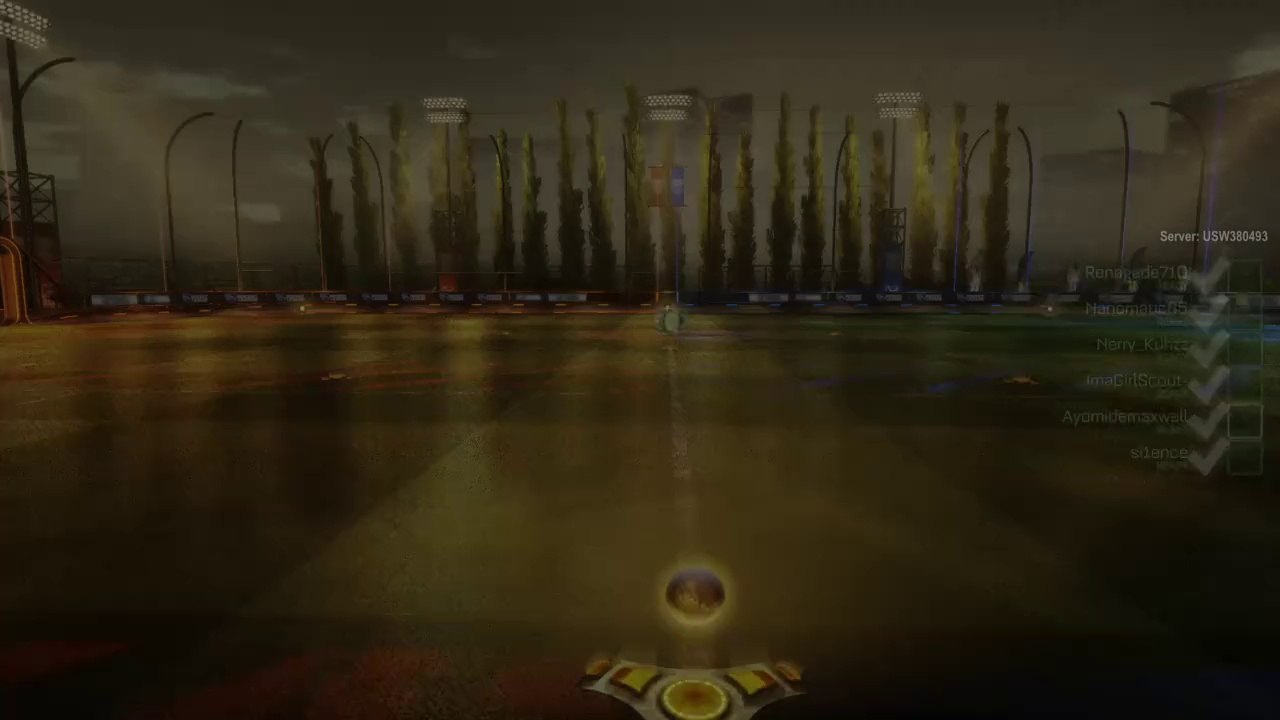 Teaming up on Rocket League