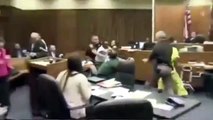 Dad Punches Daughter's Killer in Court - Father Attacks His 3-Years-old Daughter's Killer in Court