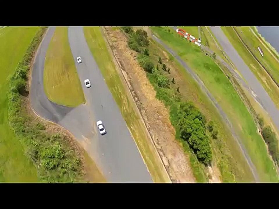 Drone Racing a GTR