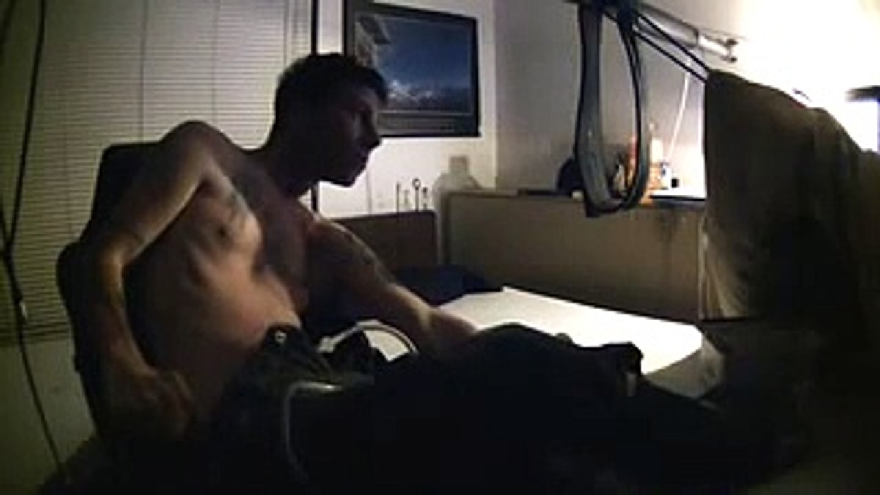 C5-C6 Quadriplegic getting in bed