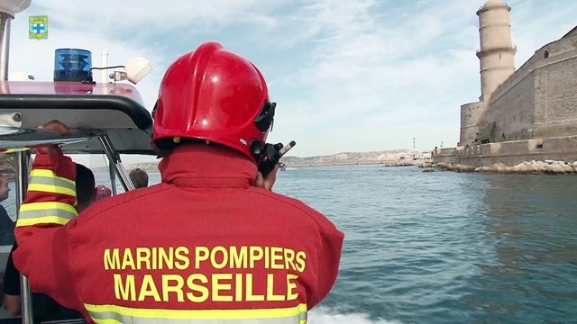 BMPM: Mr Bernard Cazeneuve, ministre de l'interieur, rend visite au Bataillon