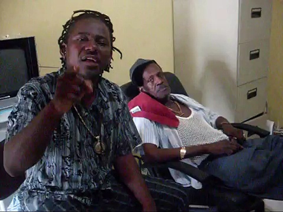 GREGORY ISAACS AND WAYNE LONESOME HIT OUT AGAINST FACEBOOK CROOK