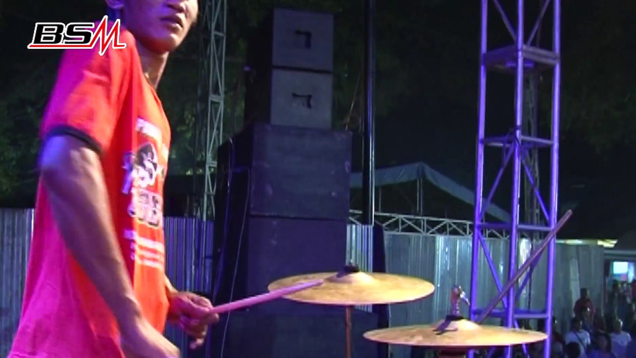 Rina Amelia - Joget Bantengan (Official Music Video)