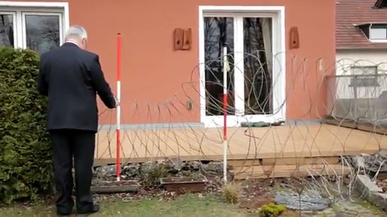 Nato-Stacheldraht als Schutz vor Einbrecher !