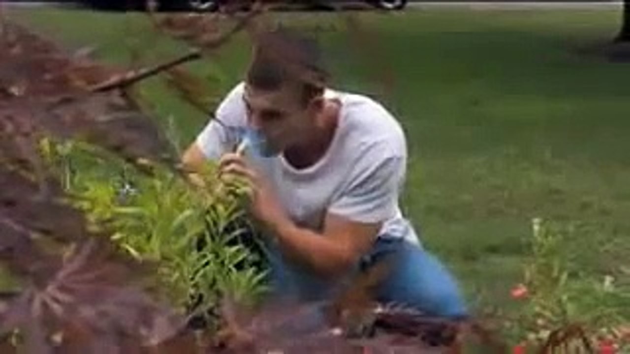 Man with the largest dik in the world